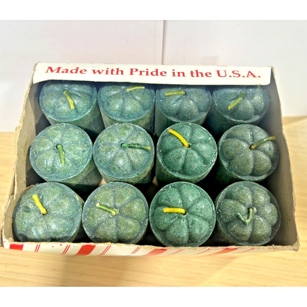 Vintage 24 Pack Candle-lite Hollyberry Scented Votive Candles Box Made in USA